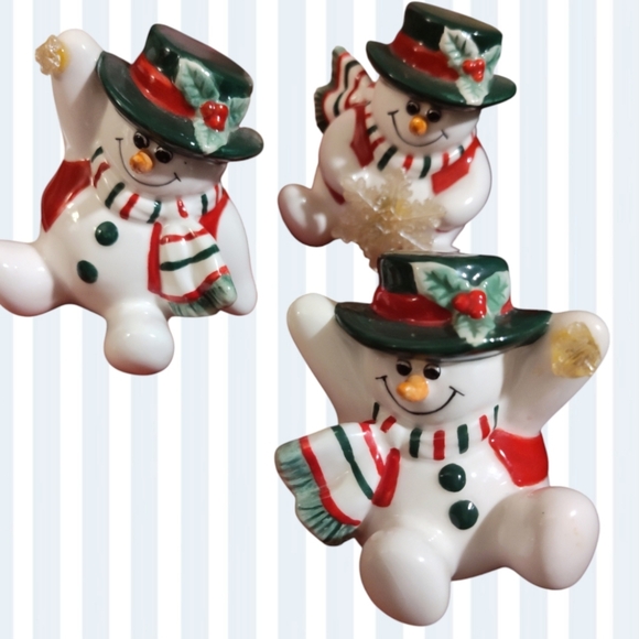 Fitz & Floyd Holiday Three Tumbling Snowmen Ceramic Colorful Scarfs Hats - Picture 4 of 5